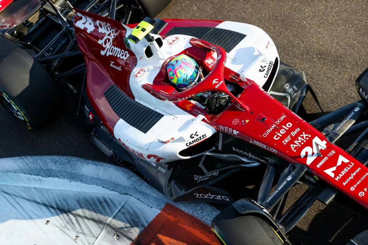 开云-爱游戏-关于F1热身赛，泰山铁骑队与川蜀海豚队鏖战，VAR改判成焦点！精神属性拉满的信息